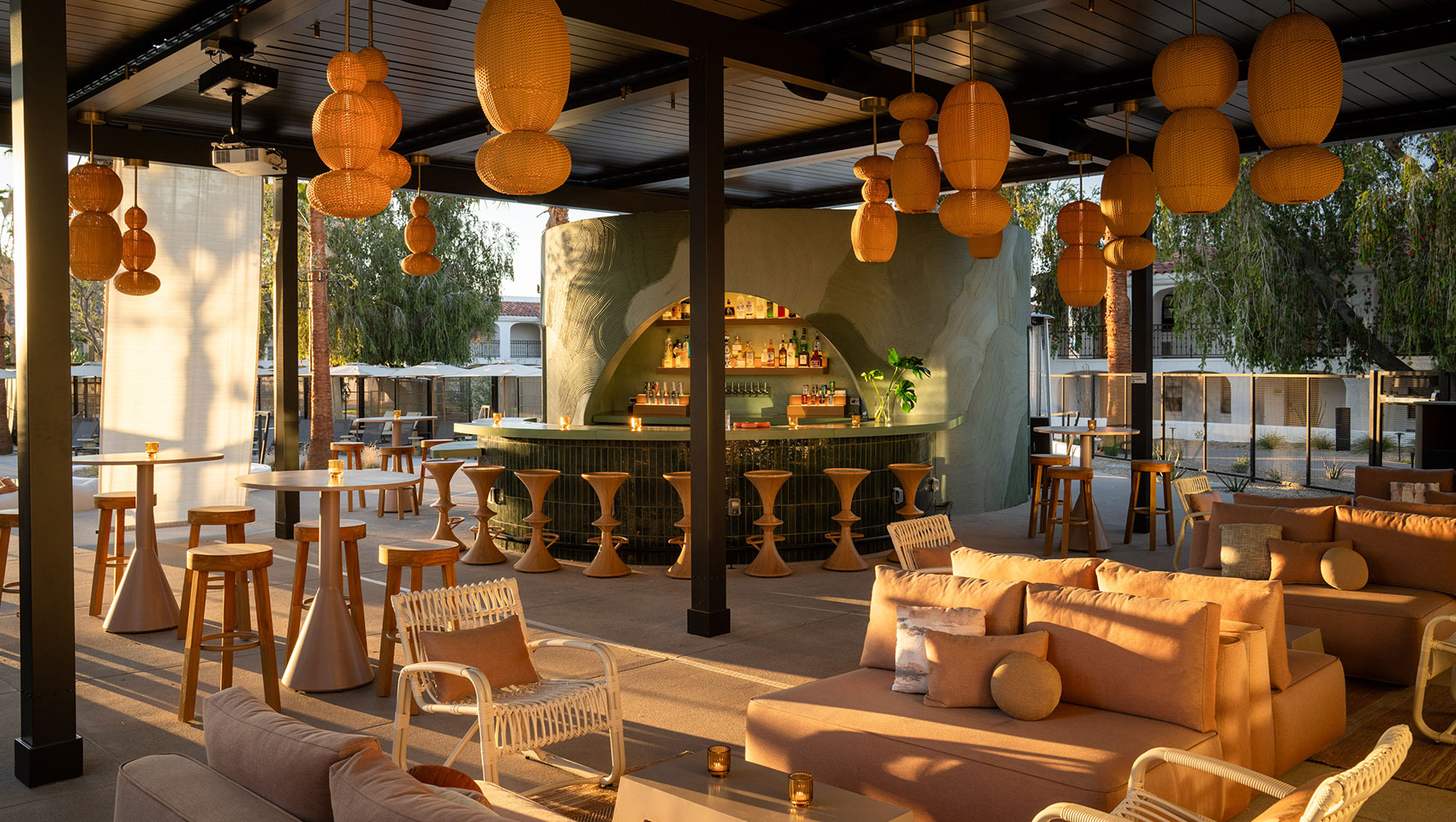 Outdoor bar at Kimpton Miralina