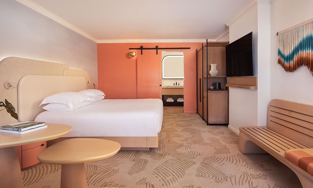 1 King guestroom at Kimpton Miralina