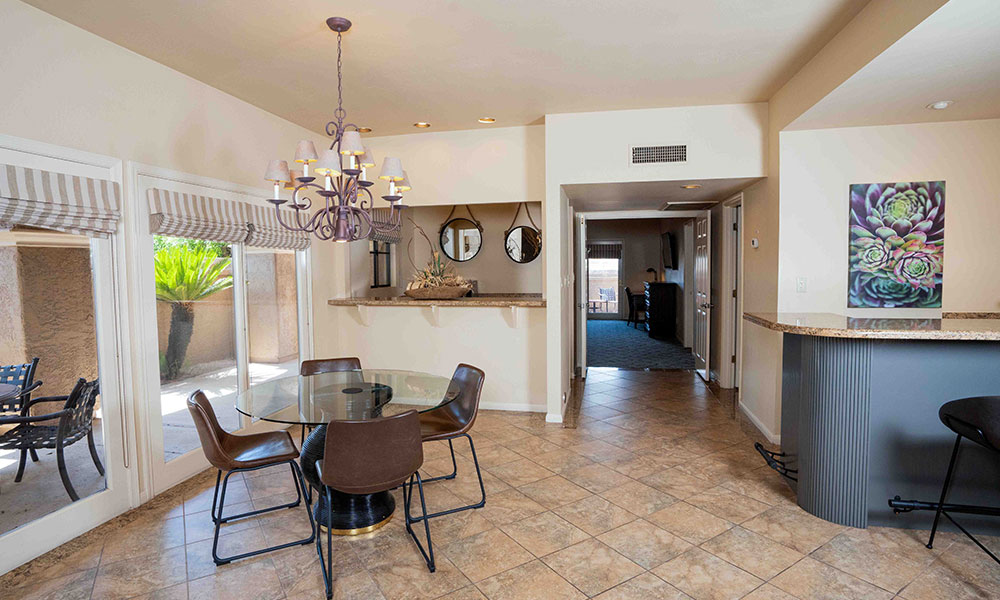 Sonoran Residence dining area at Kimpton Miralina
